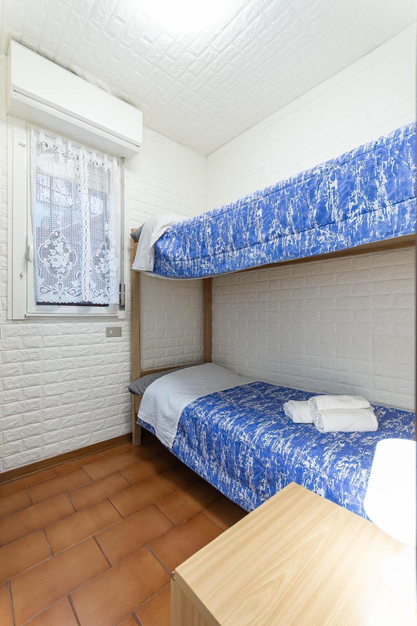 C22 Beachfront Villa - Spa Bath, Pool, Private Beach, Parking Free Andora ภายนอก รูปภาพ